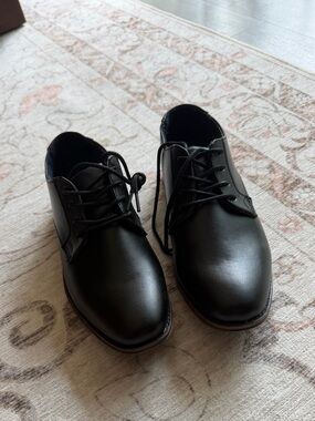 Boys Black Derby Shoes (Unworn)